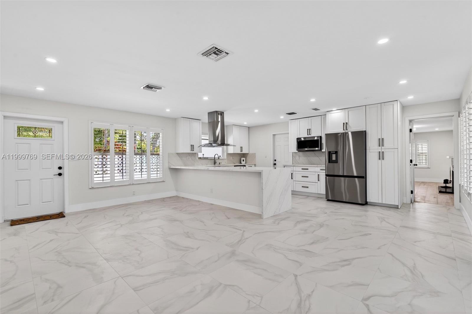 VENETIAN ISLES 2ND SEC - Residential Lease