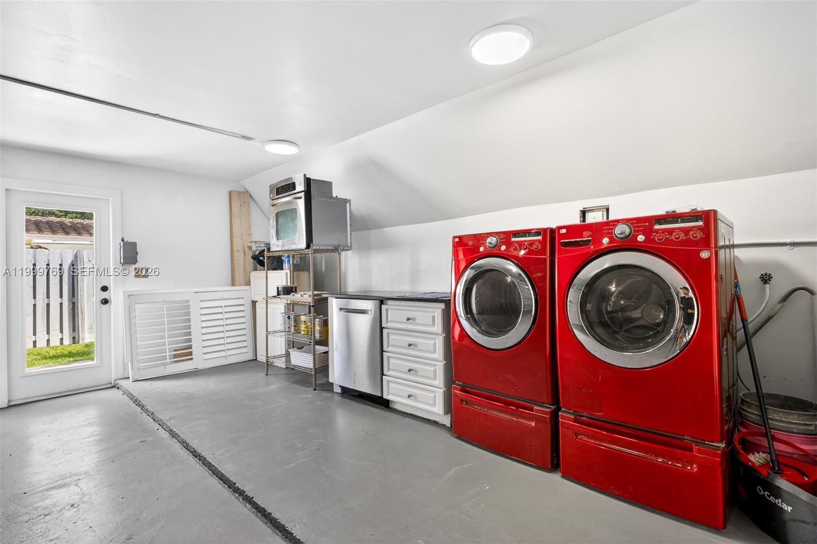 VENETIAN ISLES 2ND SEC - Residential Lease