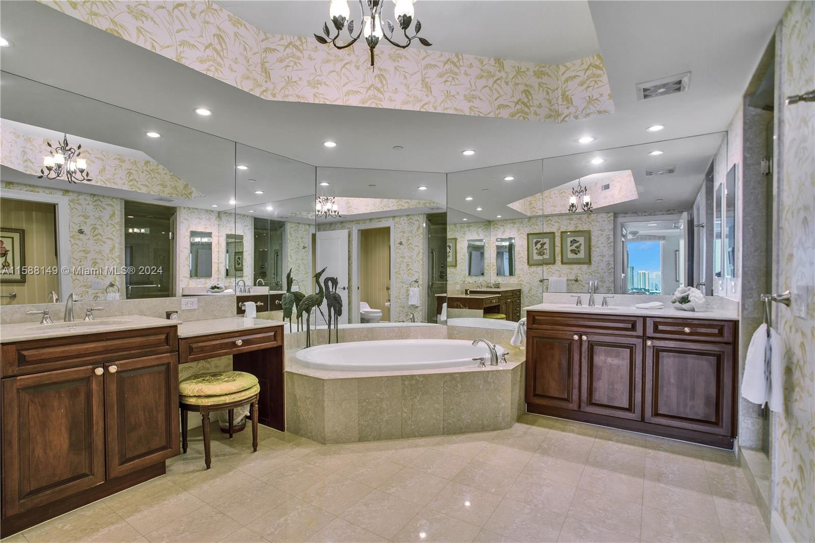 BELLAMARE @ WILLIAMS ISLA - Residential