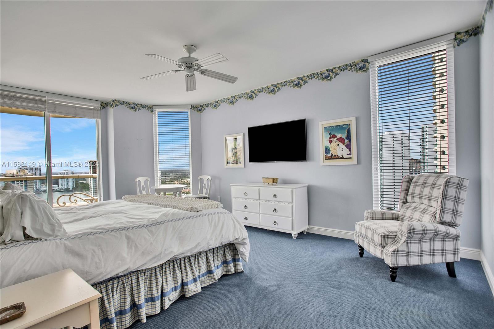 BELLAMARE @ WILLIAMS ISLA - Residential