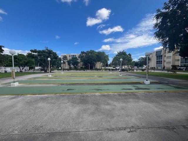 LAKE PARK CONDO NO 1 - BL - Residential