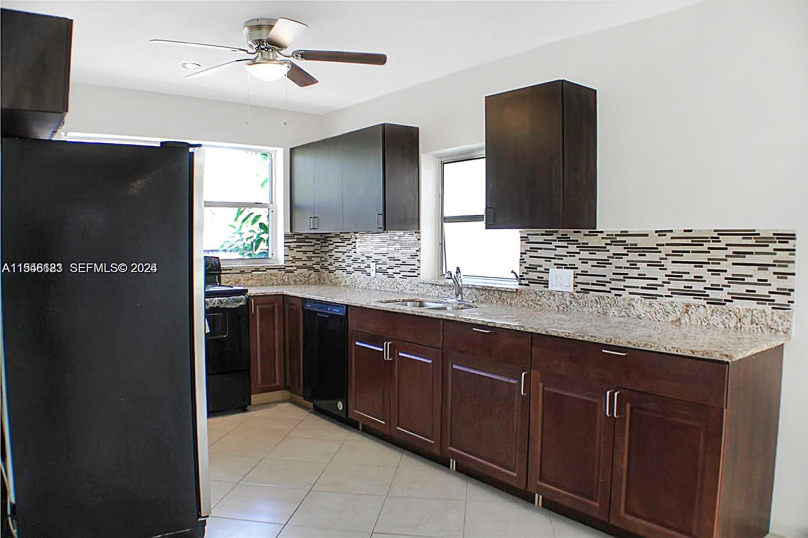 BROWARD GARDENS - Residential Income