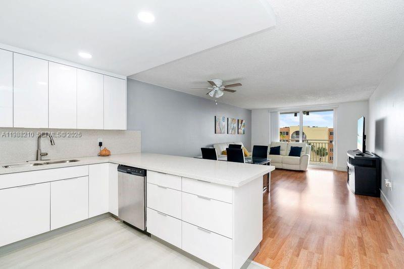 CORAL GATE EAST CONDO - Residential Lease