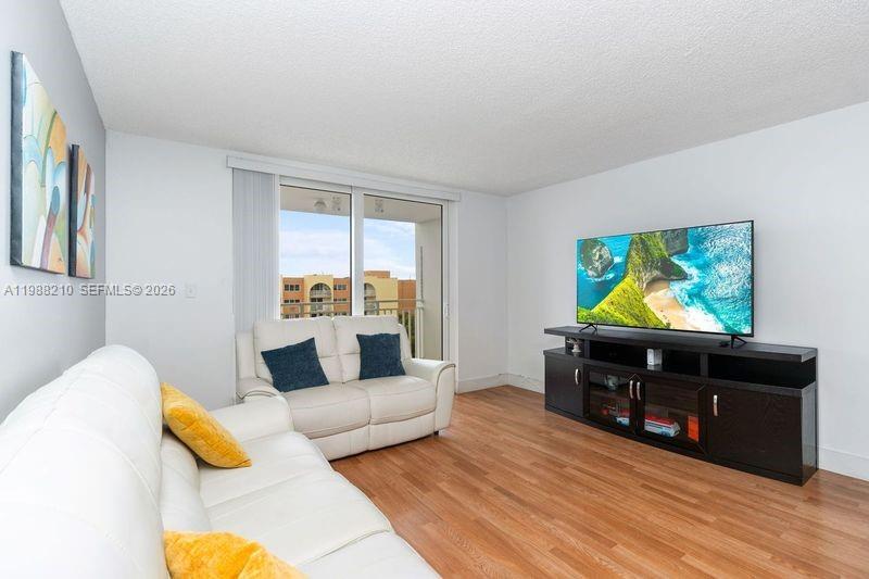 CORAL GATE EAST CONDO - Residential Lease