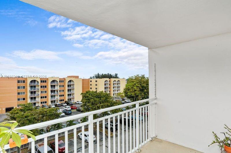 CORAL GATE EAST CONDO - Residential Lease