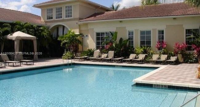 AVENTINE AT MIRAMAR CONDO - Residential