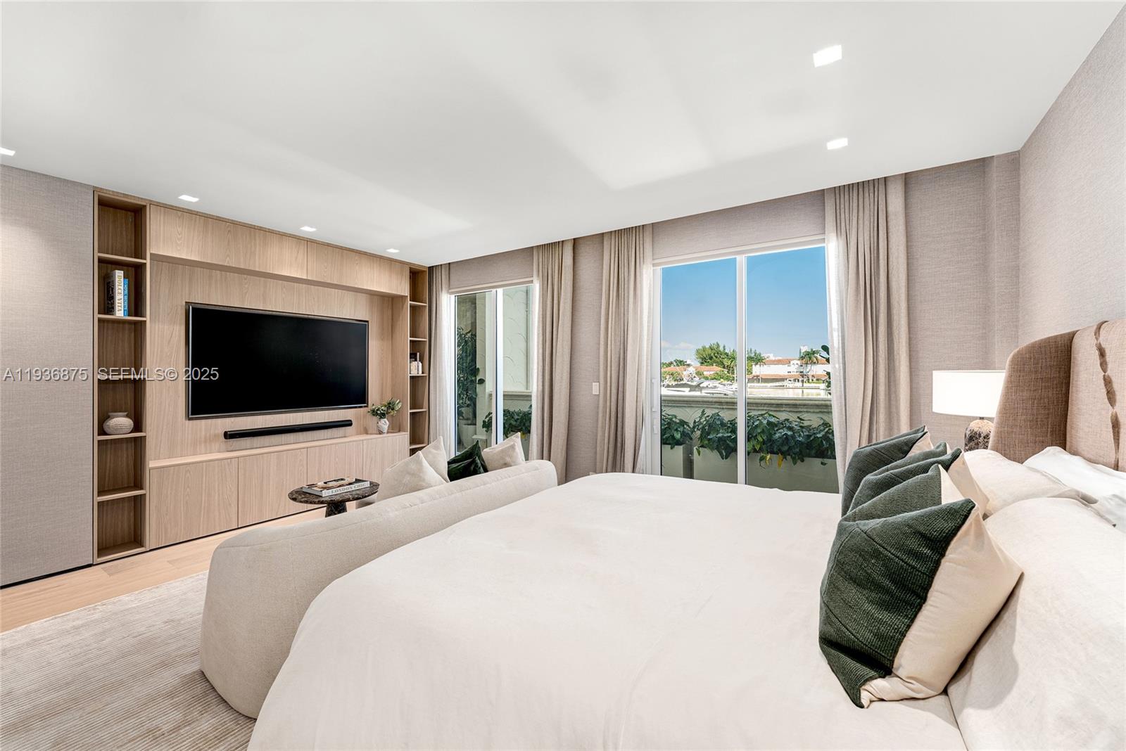 BAYSIDE VILLAGE CONDO - Residential