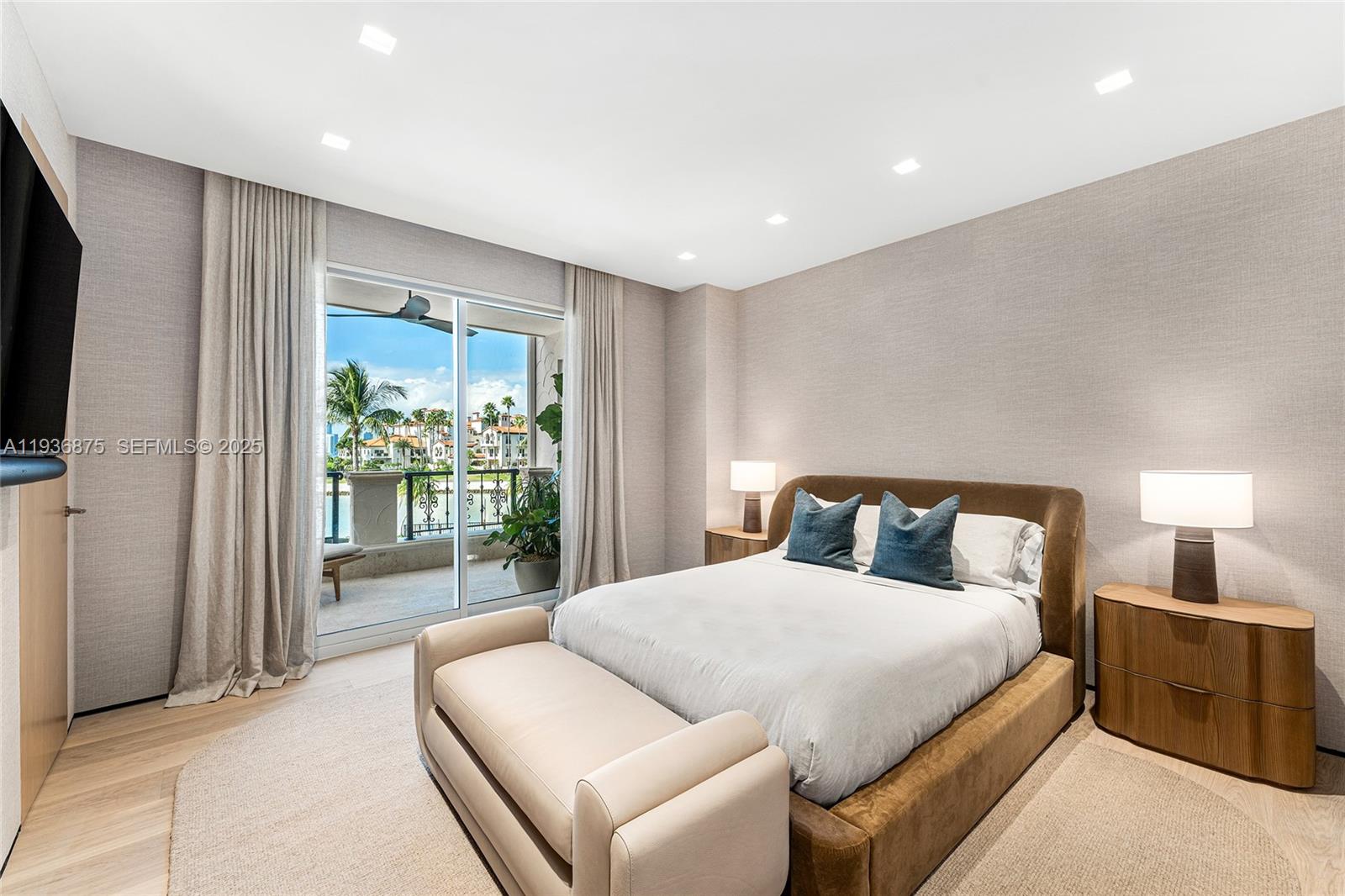 BAYSIDE VILLAGE CONDO - Residential