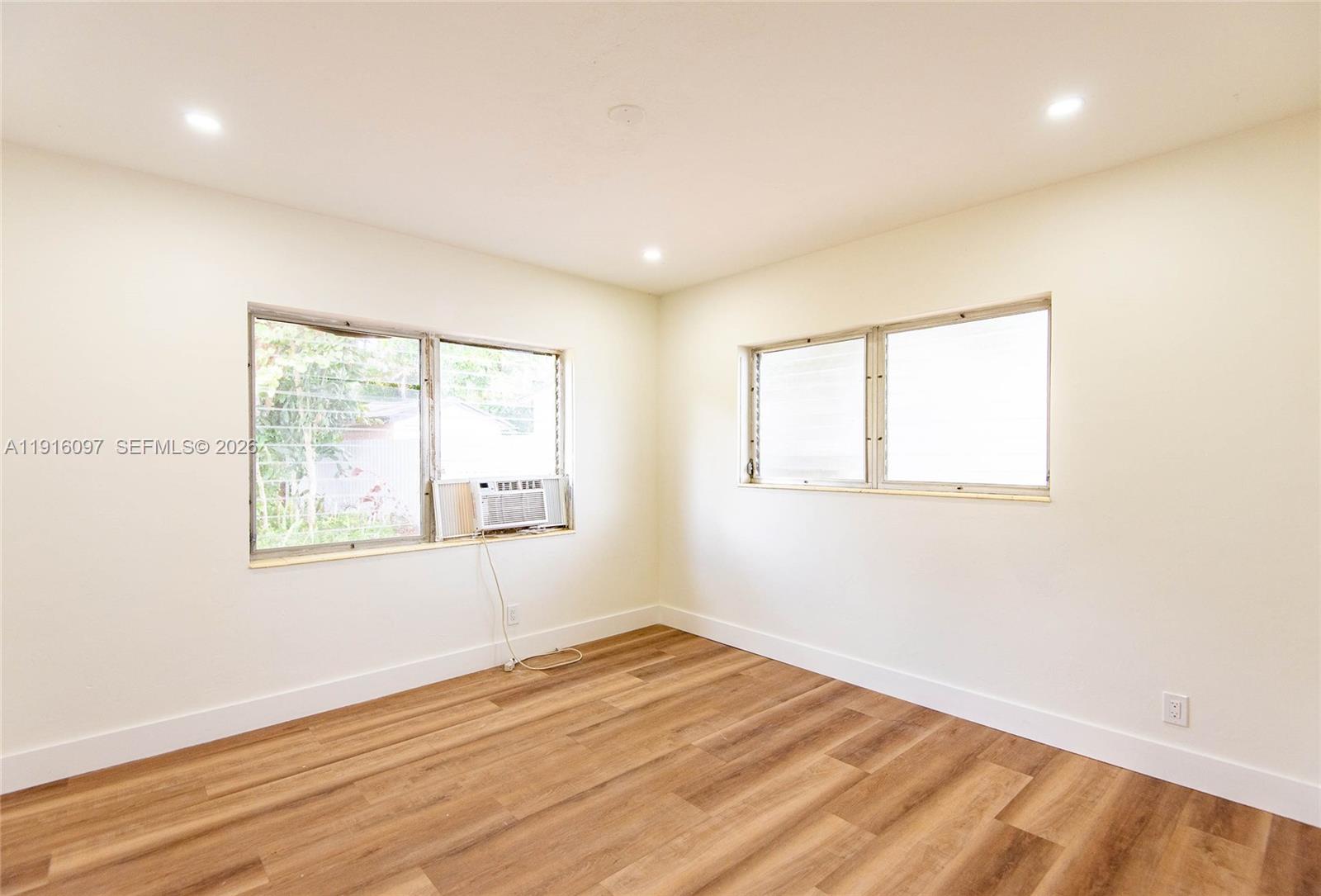 MELROSE PARK SEC 6 GREEN - Residential