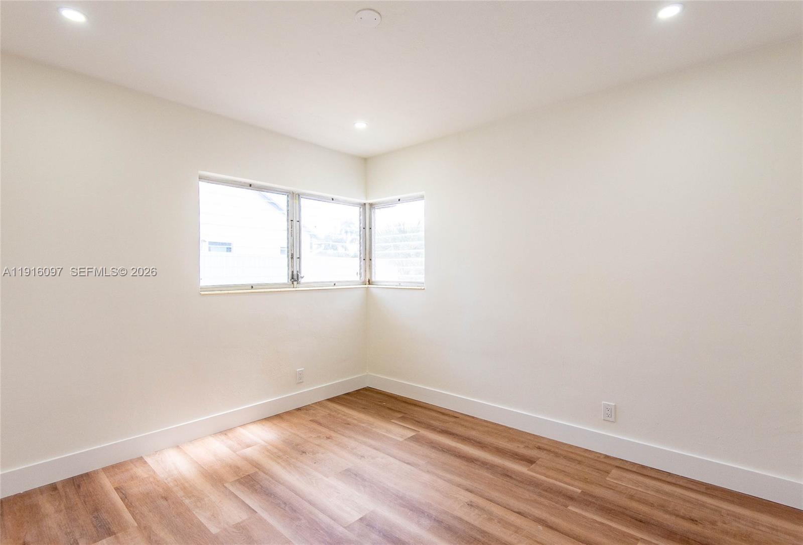 MELROSE PARK SEC 6 GREEN - Residential