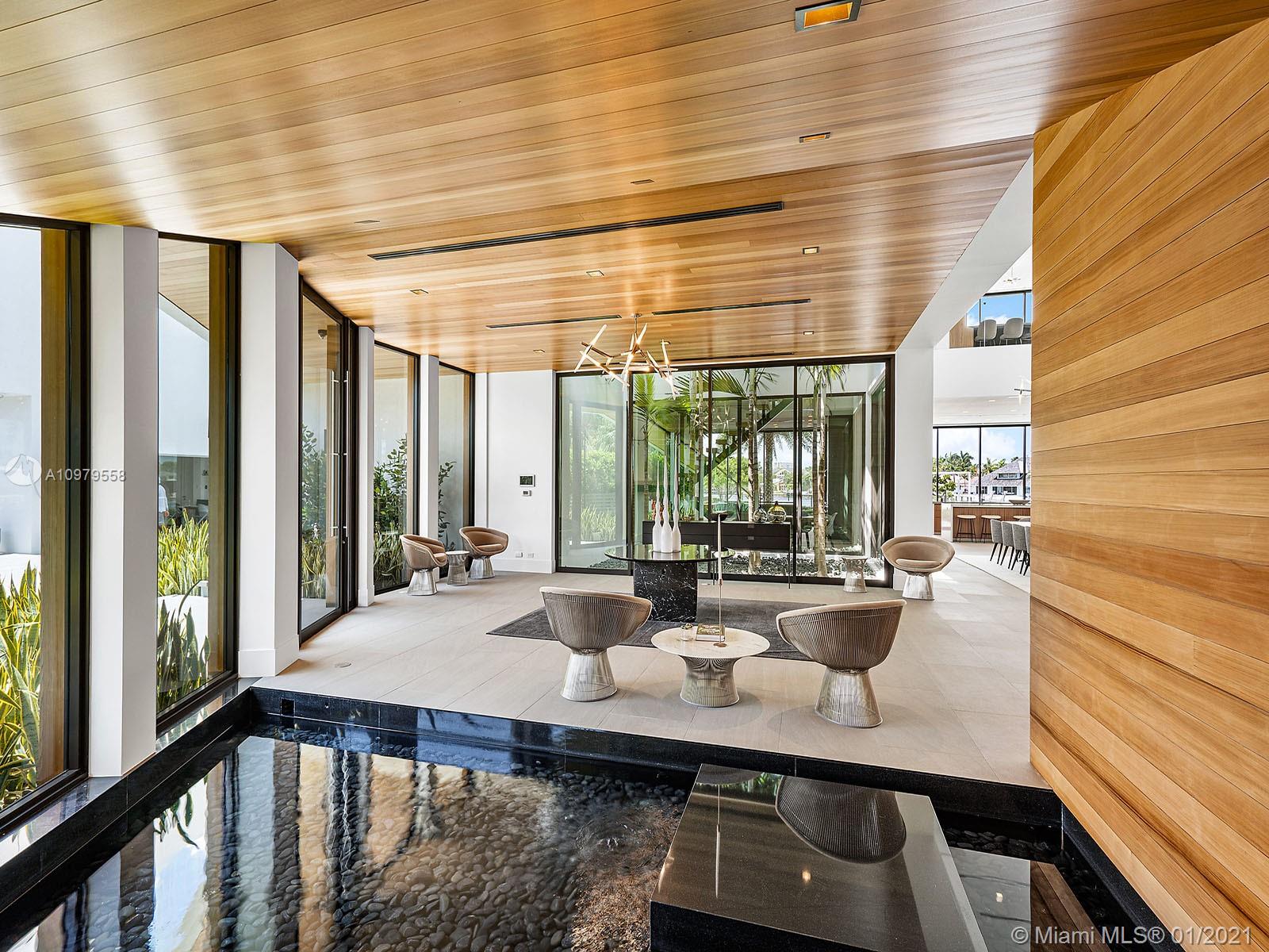 SUN AND SURF CLUB COMMUNI - Residential