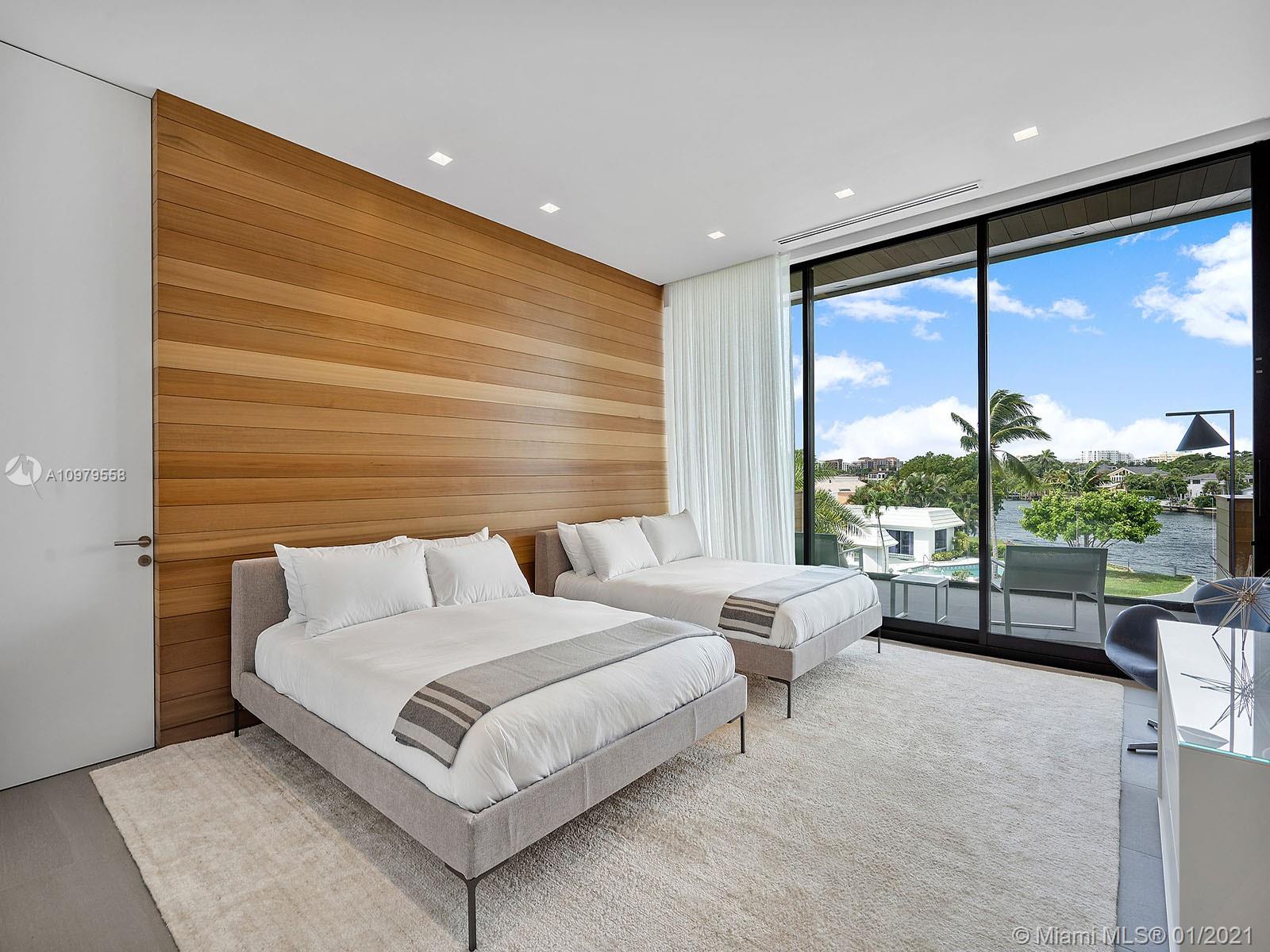 SUN AND SURF CLUB COMMUNI - Residential