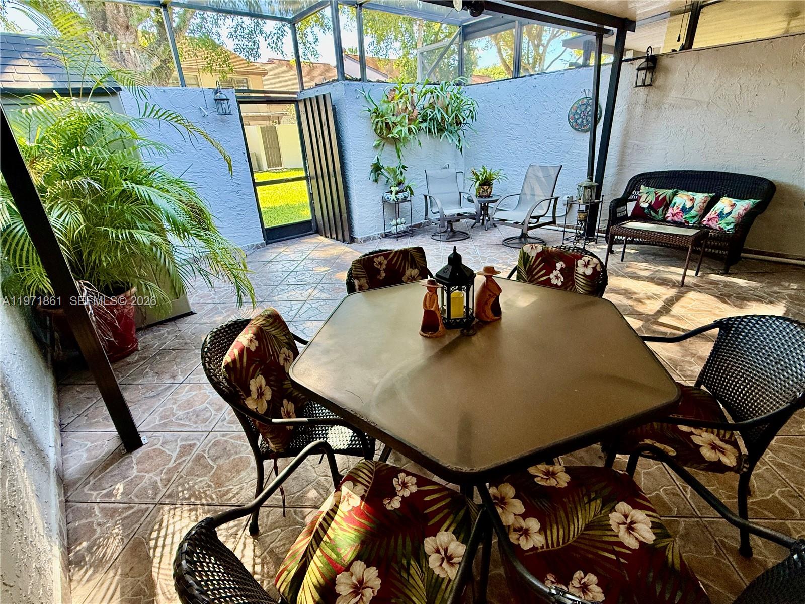 CALUSA POINT - Residential