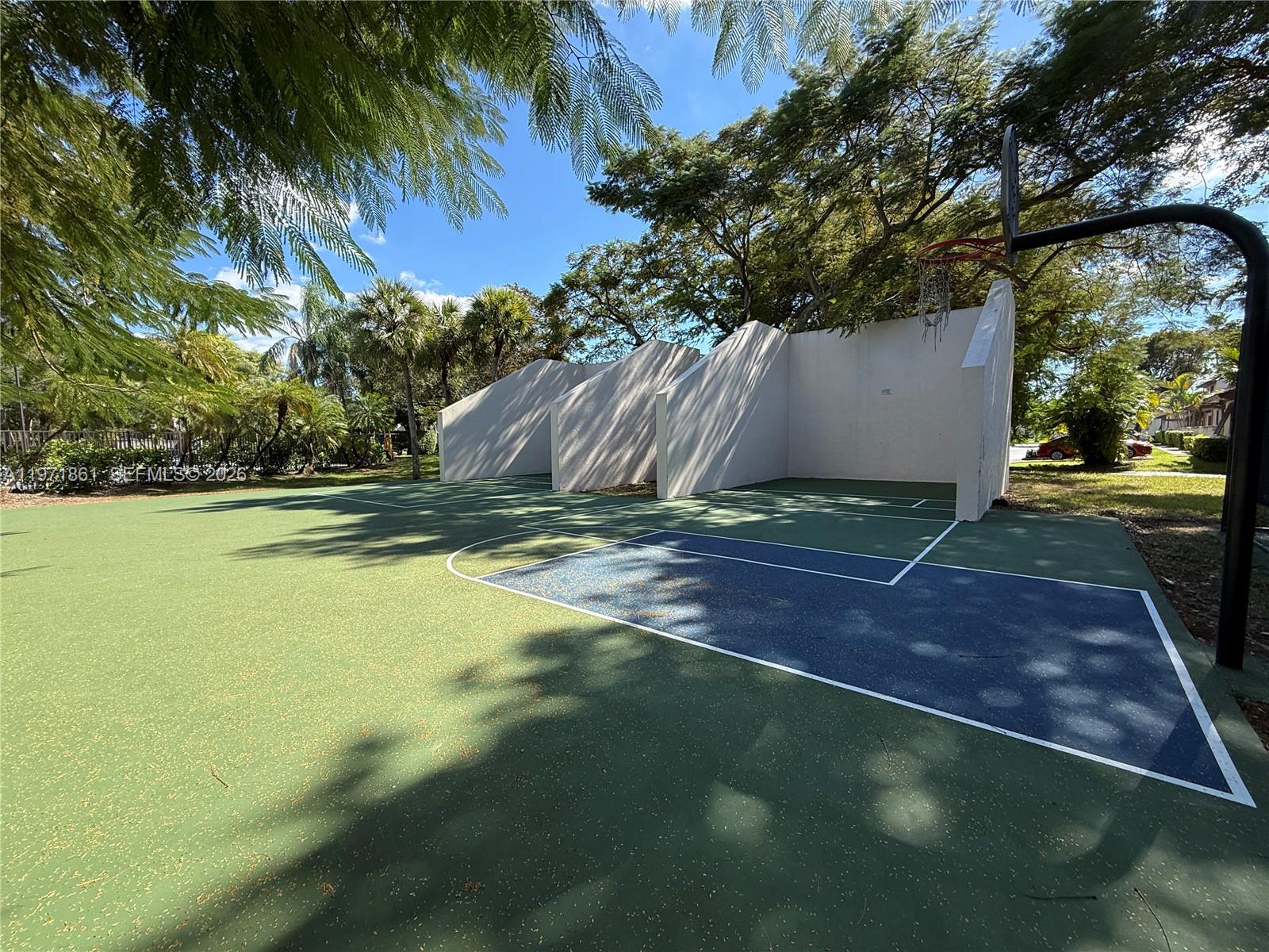 CALUSA POINT - Residential