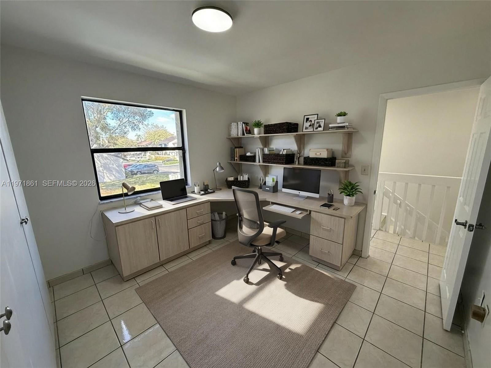 CALUSA POINT - Residential