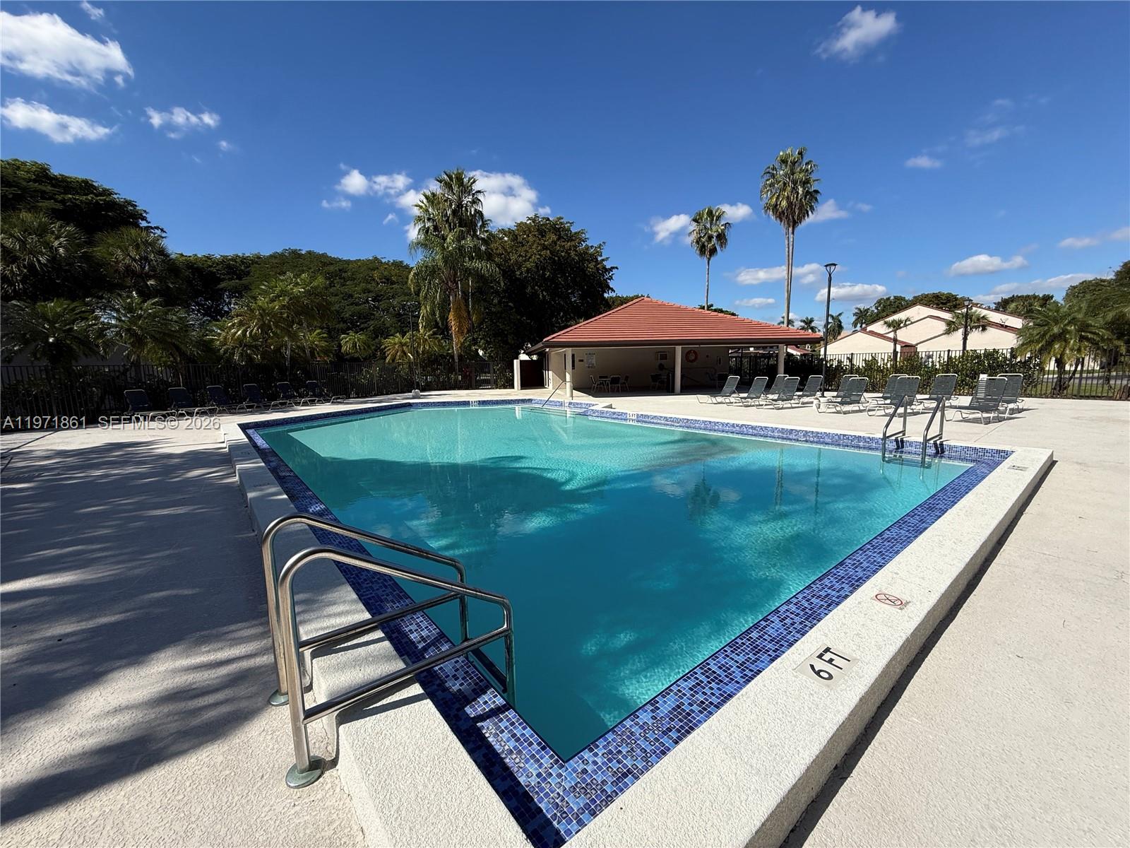 CALUSA POINT - Residential