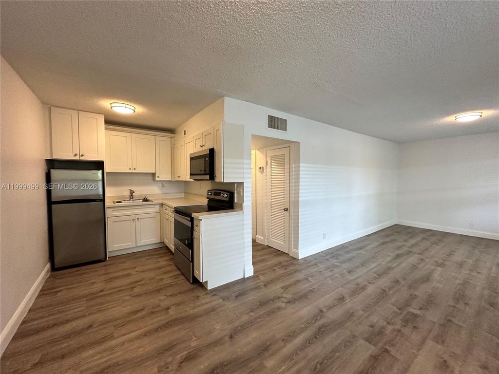 Photo of 2500 Johnson St #17, Hollywood, FL 33020 (MLS # A11999499)