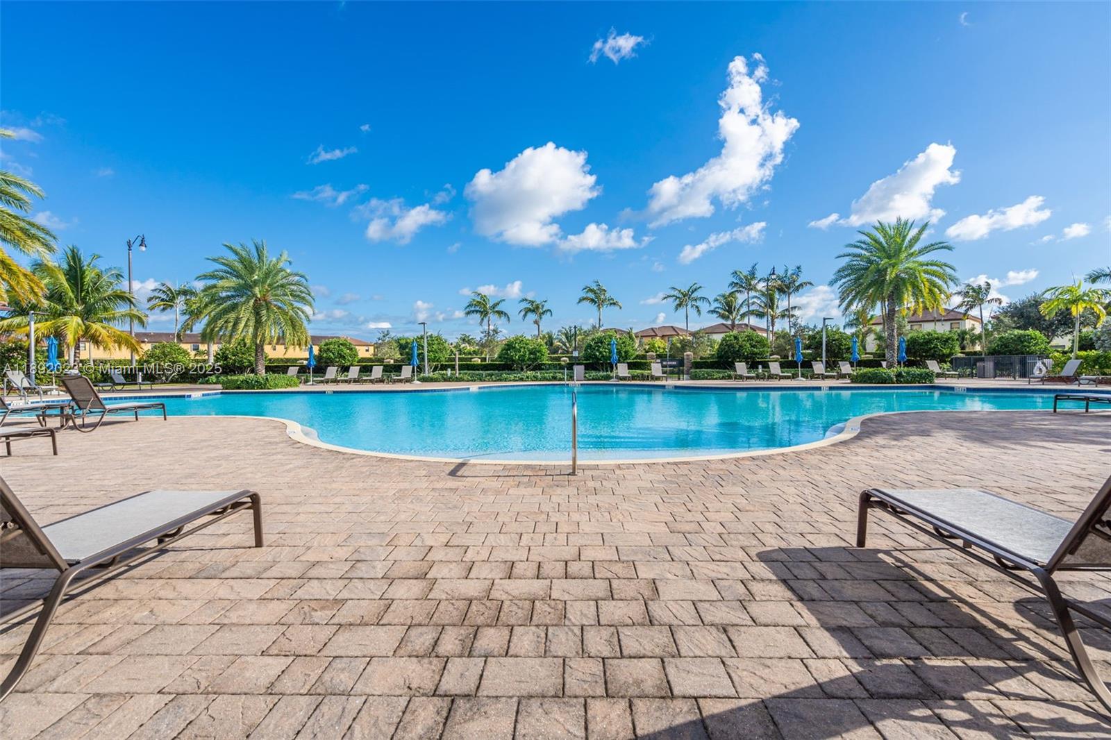 BAYWINDS AT COZUMEL - Residential