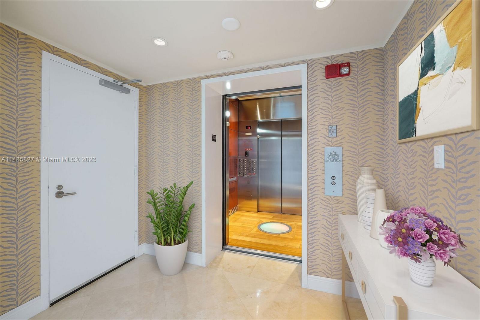 GROVENOR HOUSE - Residential