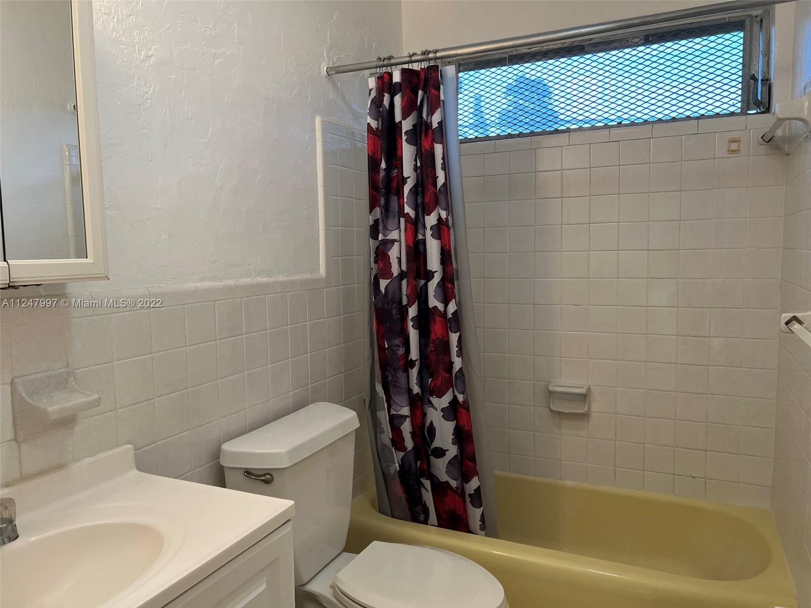 BISCAYNE HEIGHTS - Residential Lease