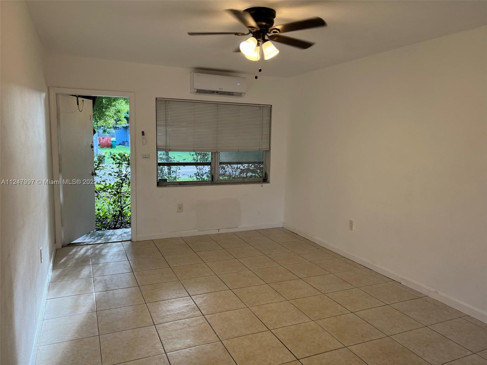 BISCAYNE HEIGHTS - Residential Lease