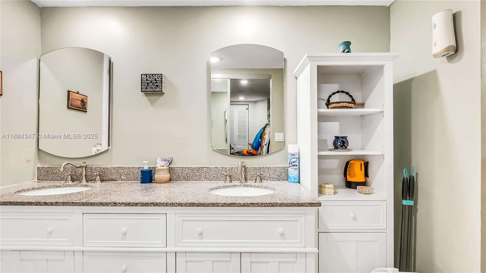 TOPAZ NORTH CONDO - Residential