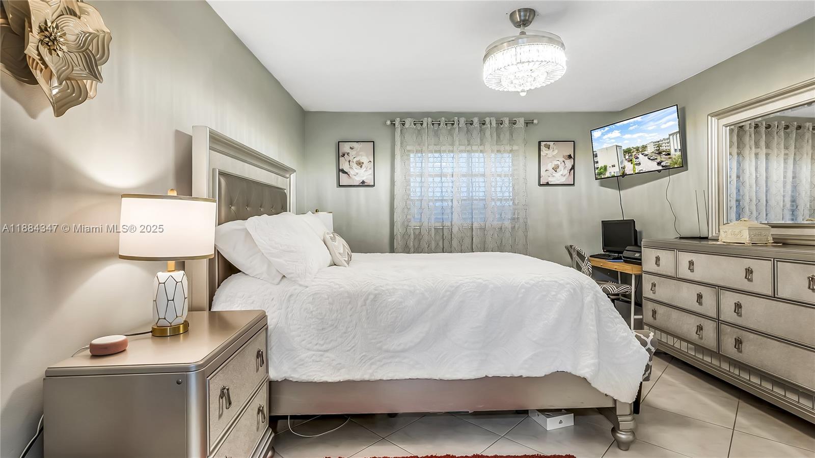 TOPAZ NORTH CONDO - Residential