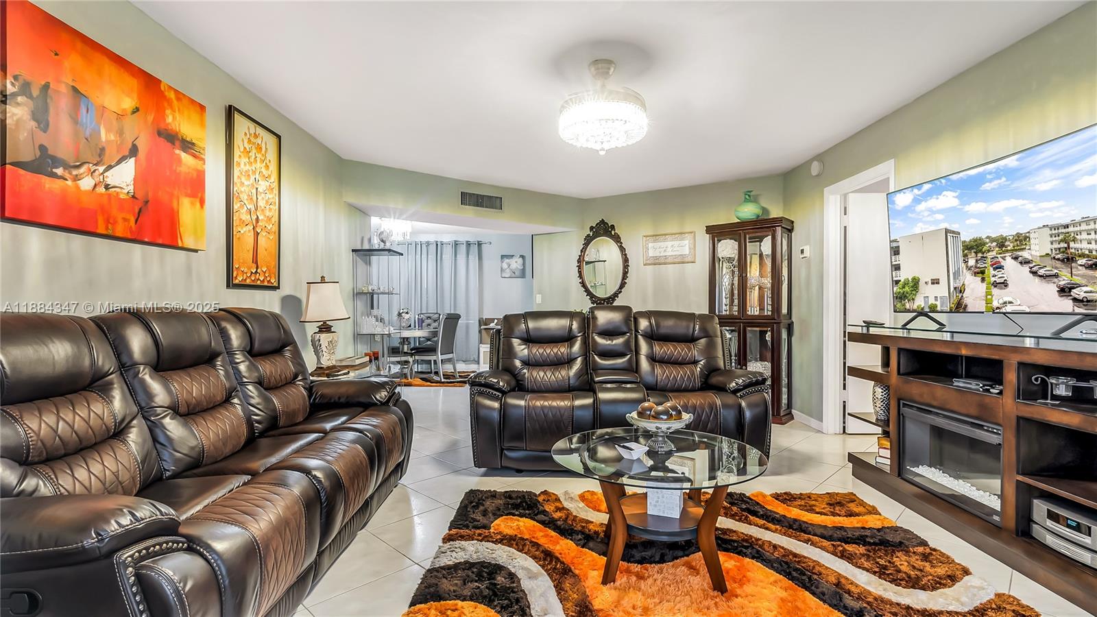 TOPAZ NORTH CONDO - Residential