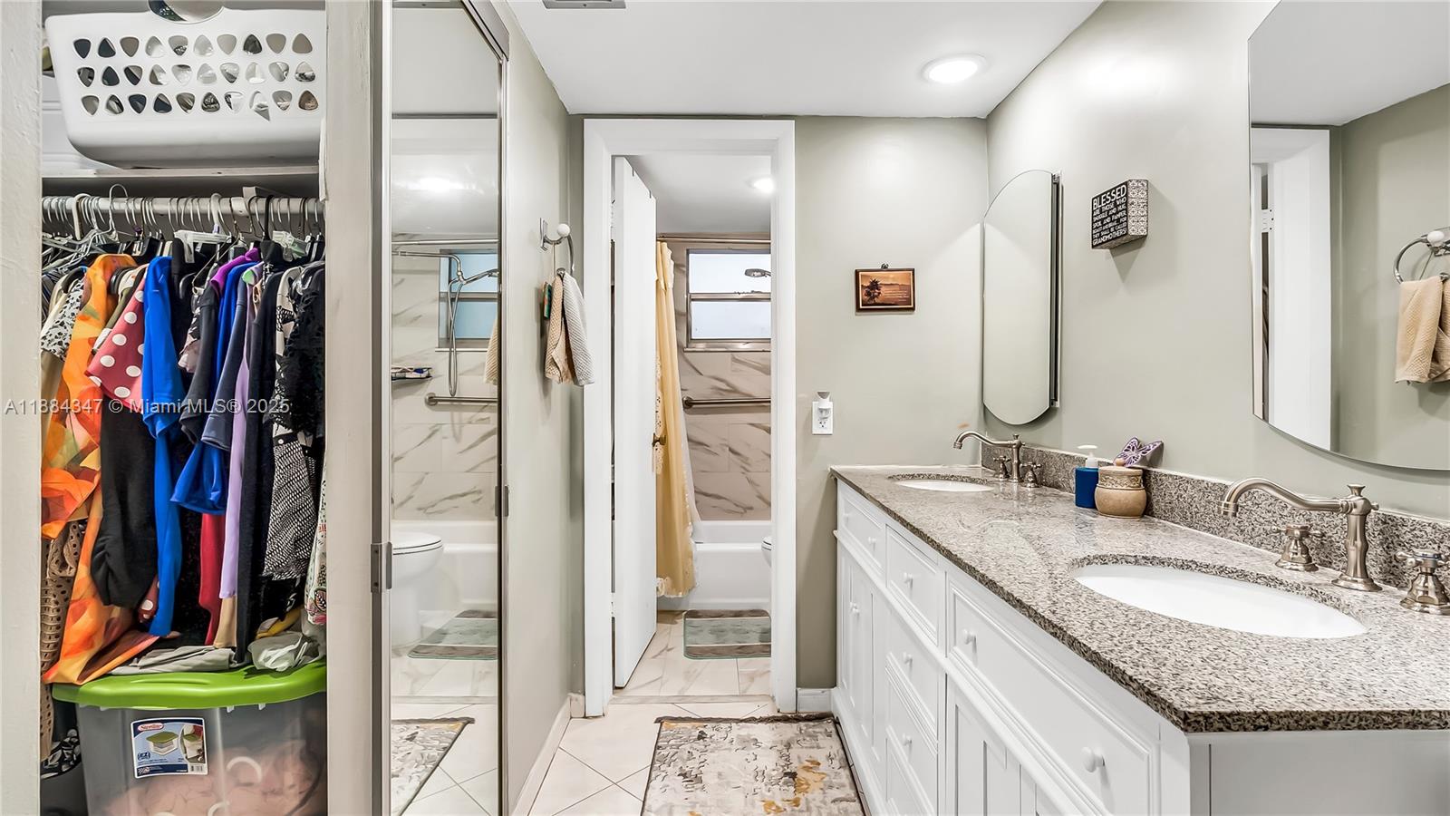 TOPAZ NORTH CONDO - Residential