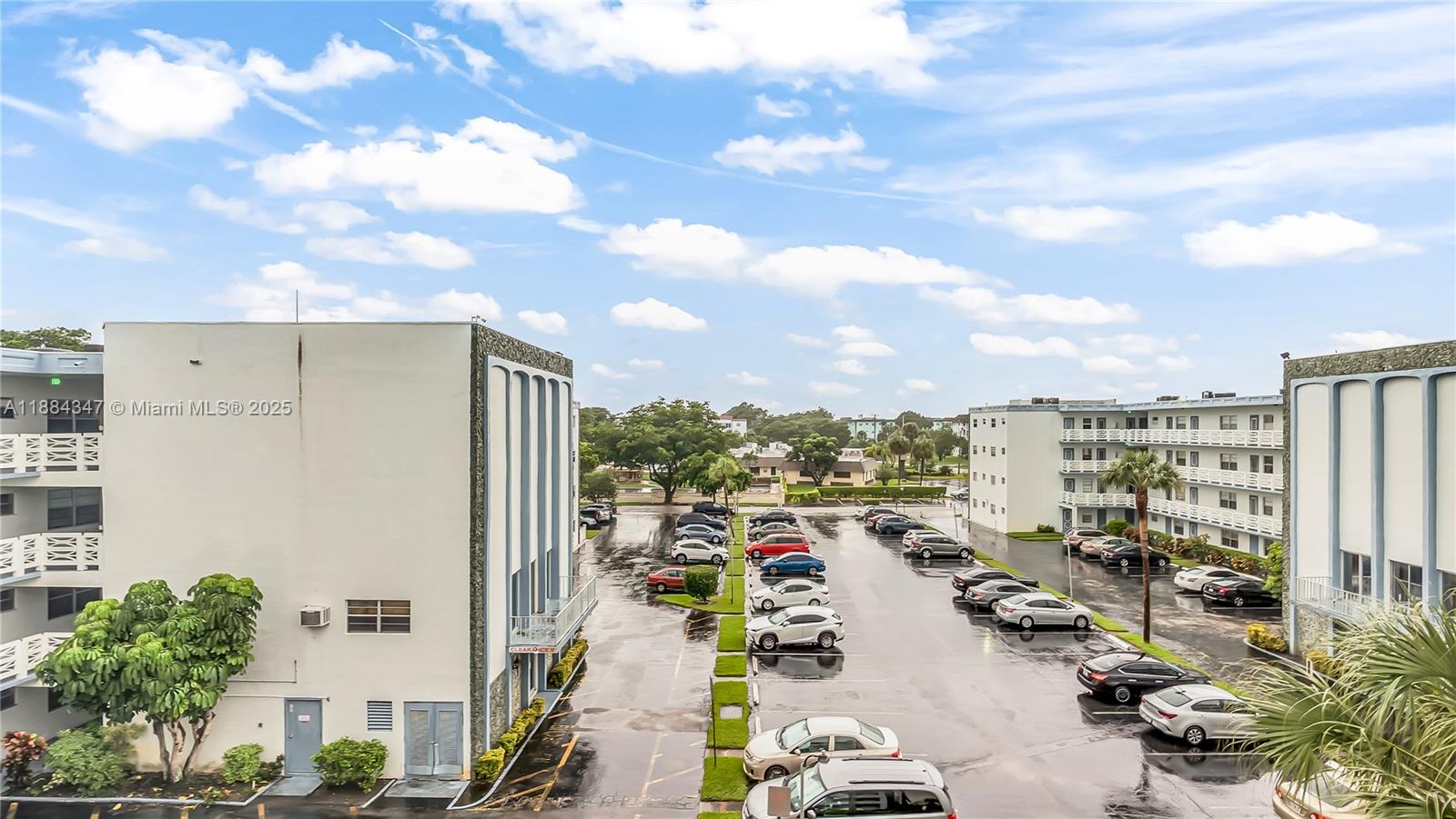 TOPAZ NORTH CONDO - Residential