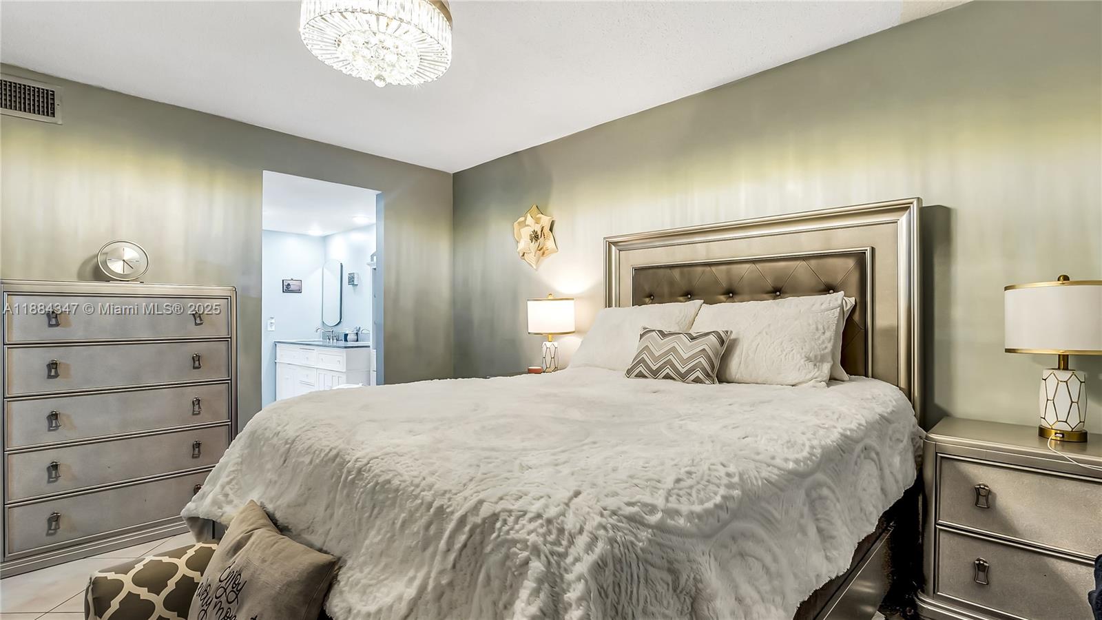 TOPAZ NORTH CONDO - Residential