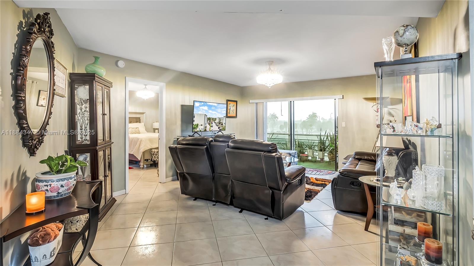 TOPAZ NORTH CONDO - Residential