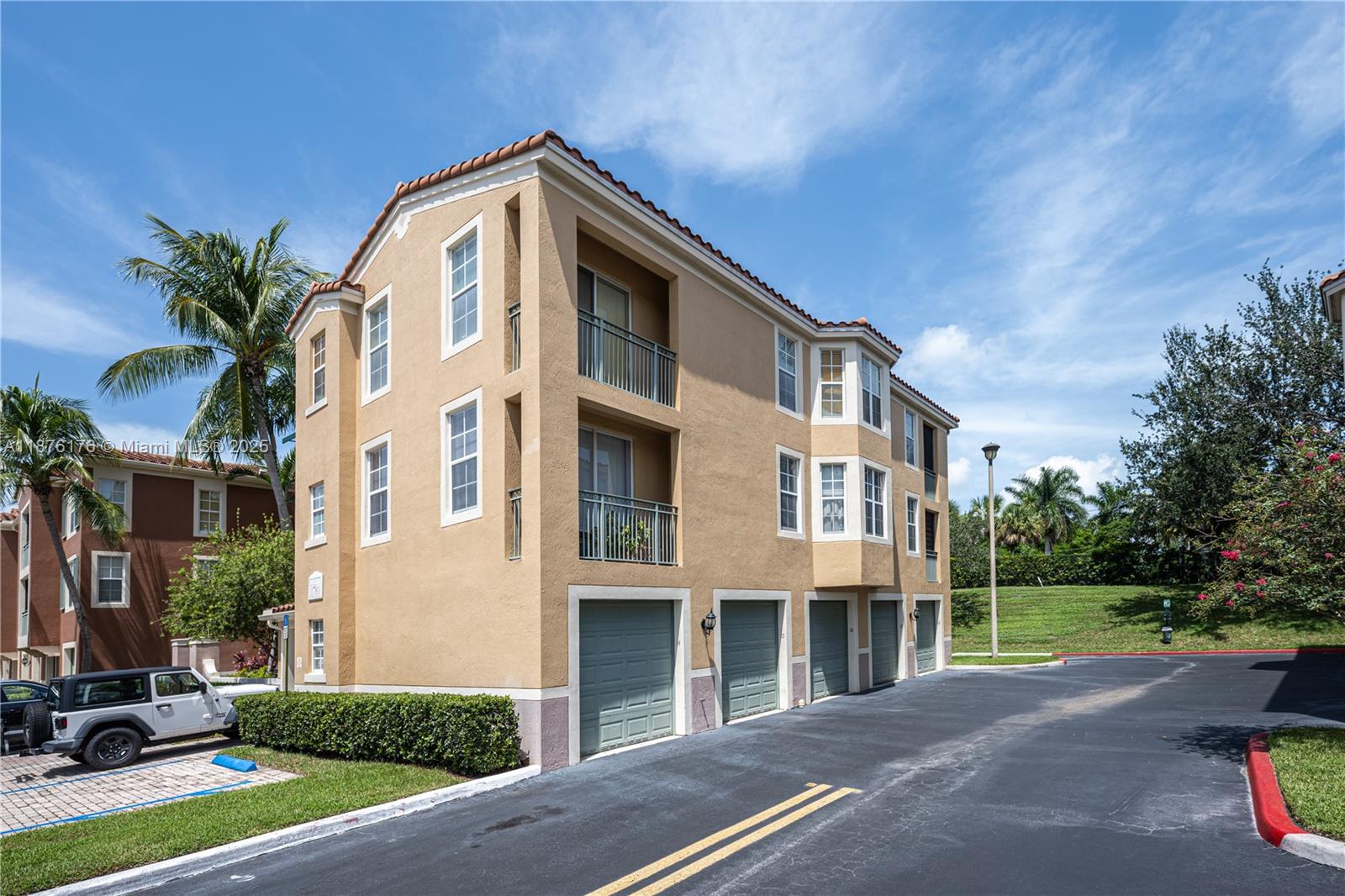 ST ANDREWS AT POLO CLUB C - Residential Lease