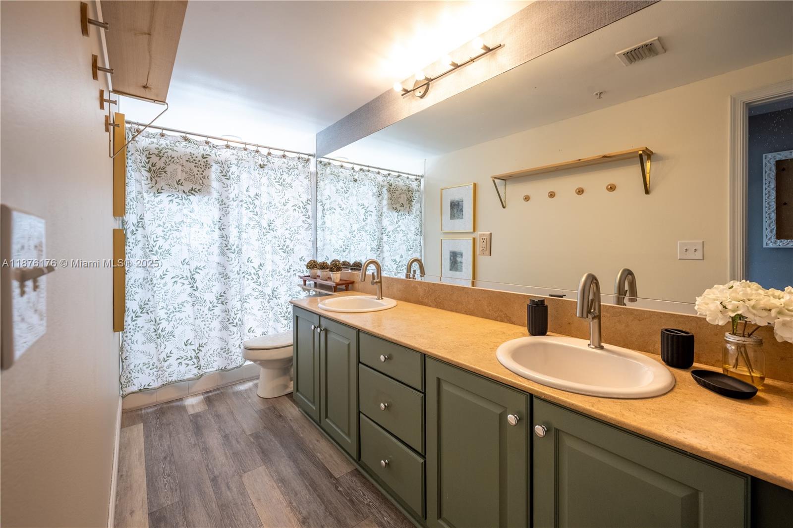 ST ANDREWS AT POLO CLUB C - Residential Lease