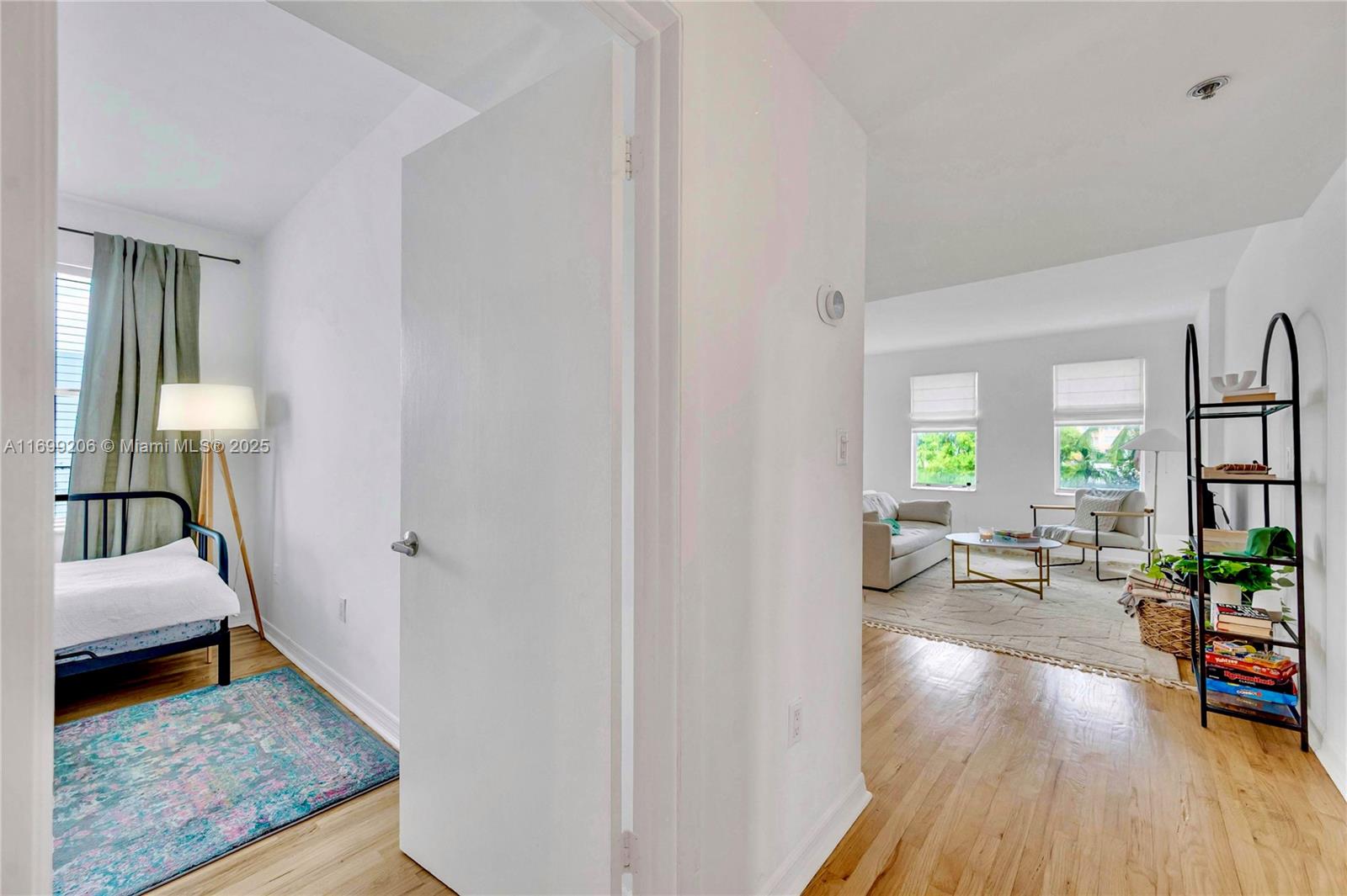 802 Euclid Ave 302