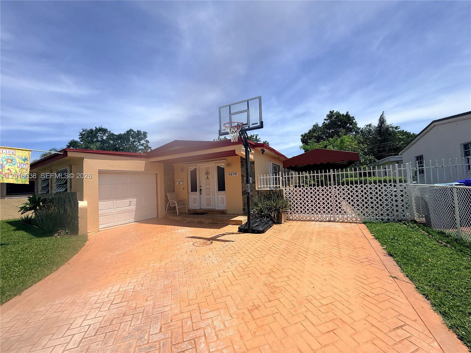 BUIE TERRACE - Residential