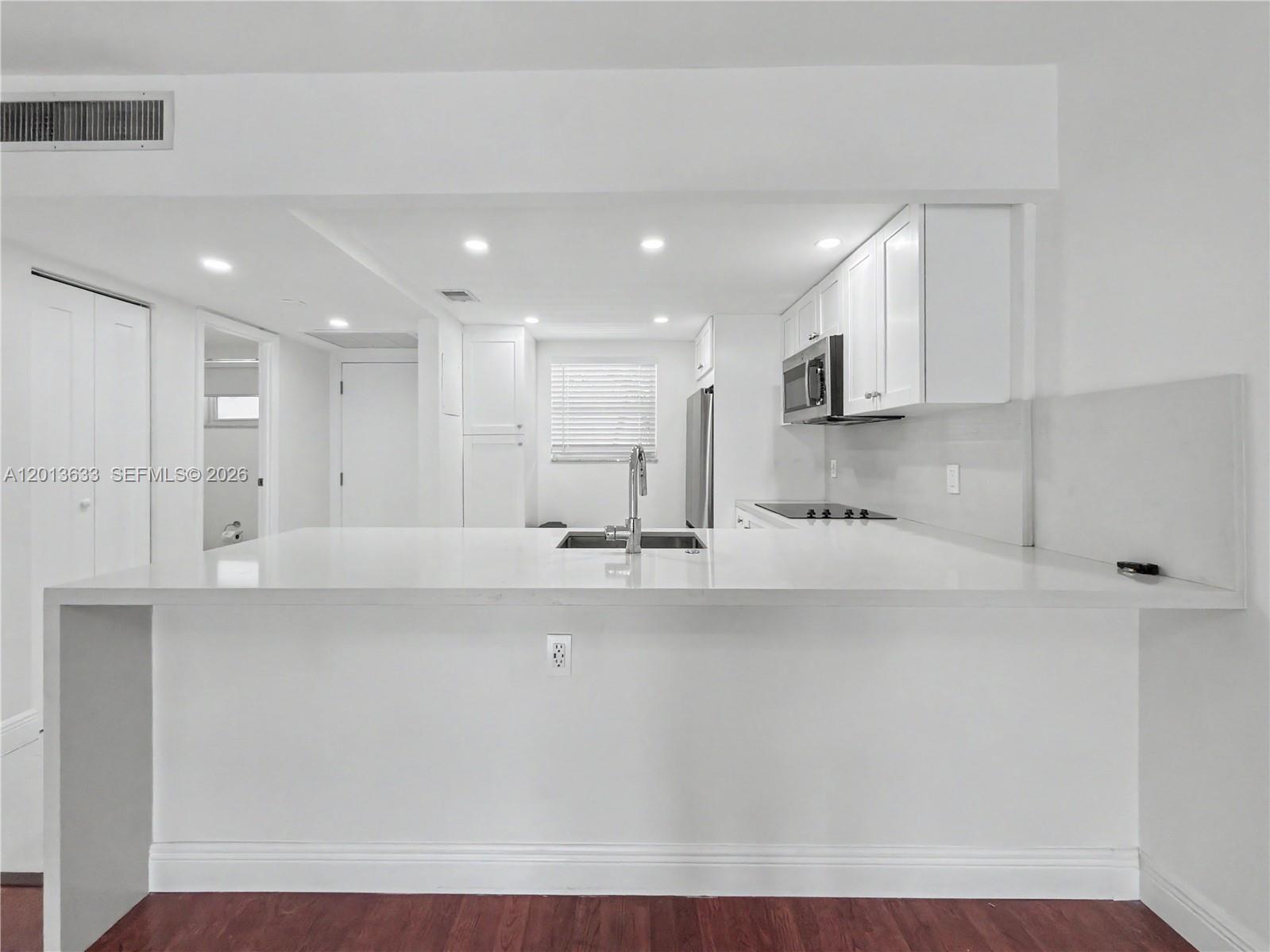 WATERS EDGE OF CORAL GABL - Residential Lease