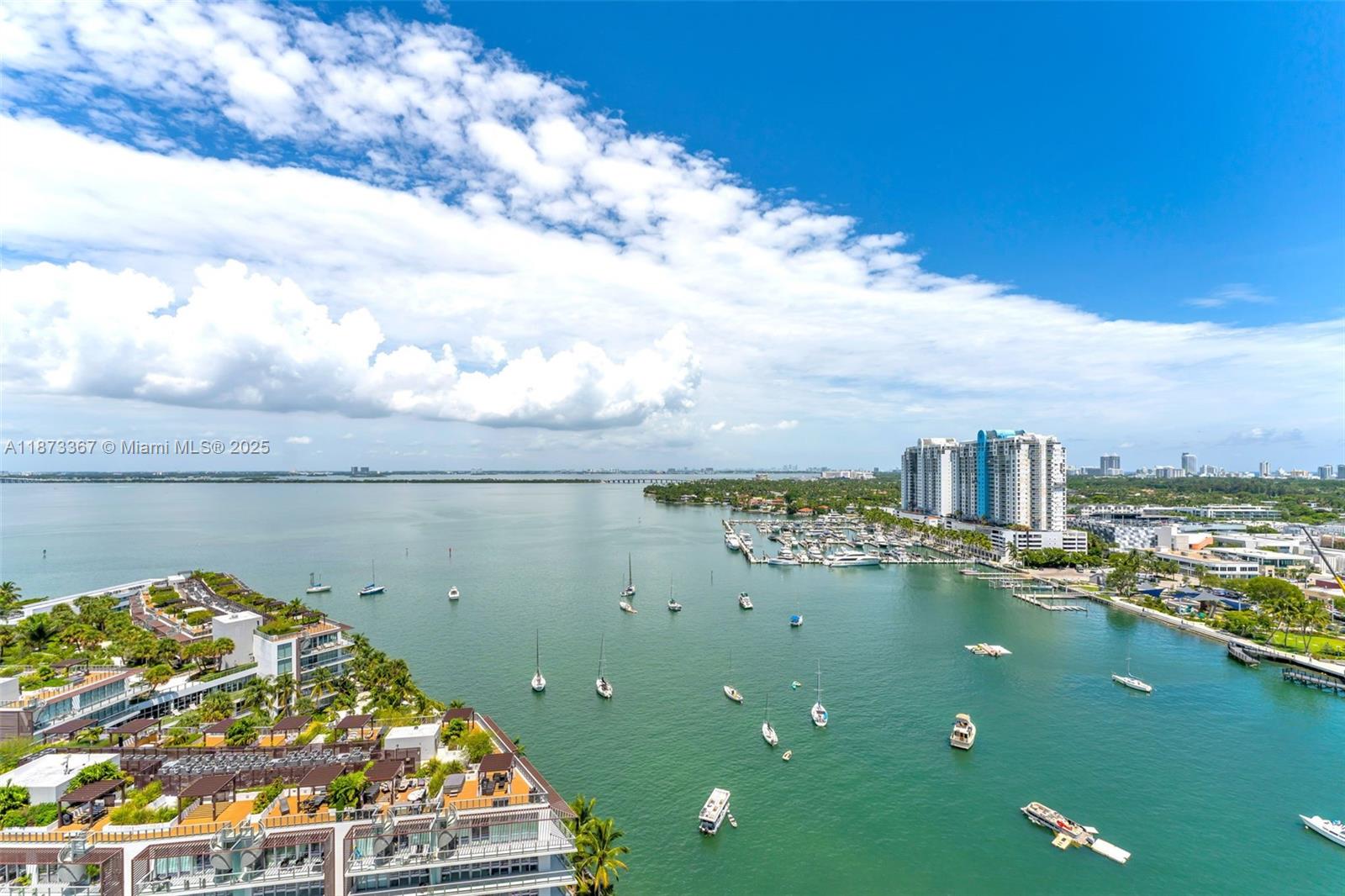 THE GRAND VENETIAN CONDO - Residential