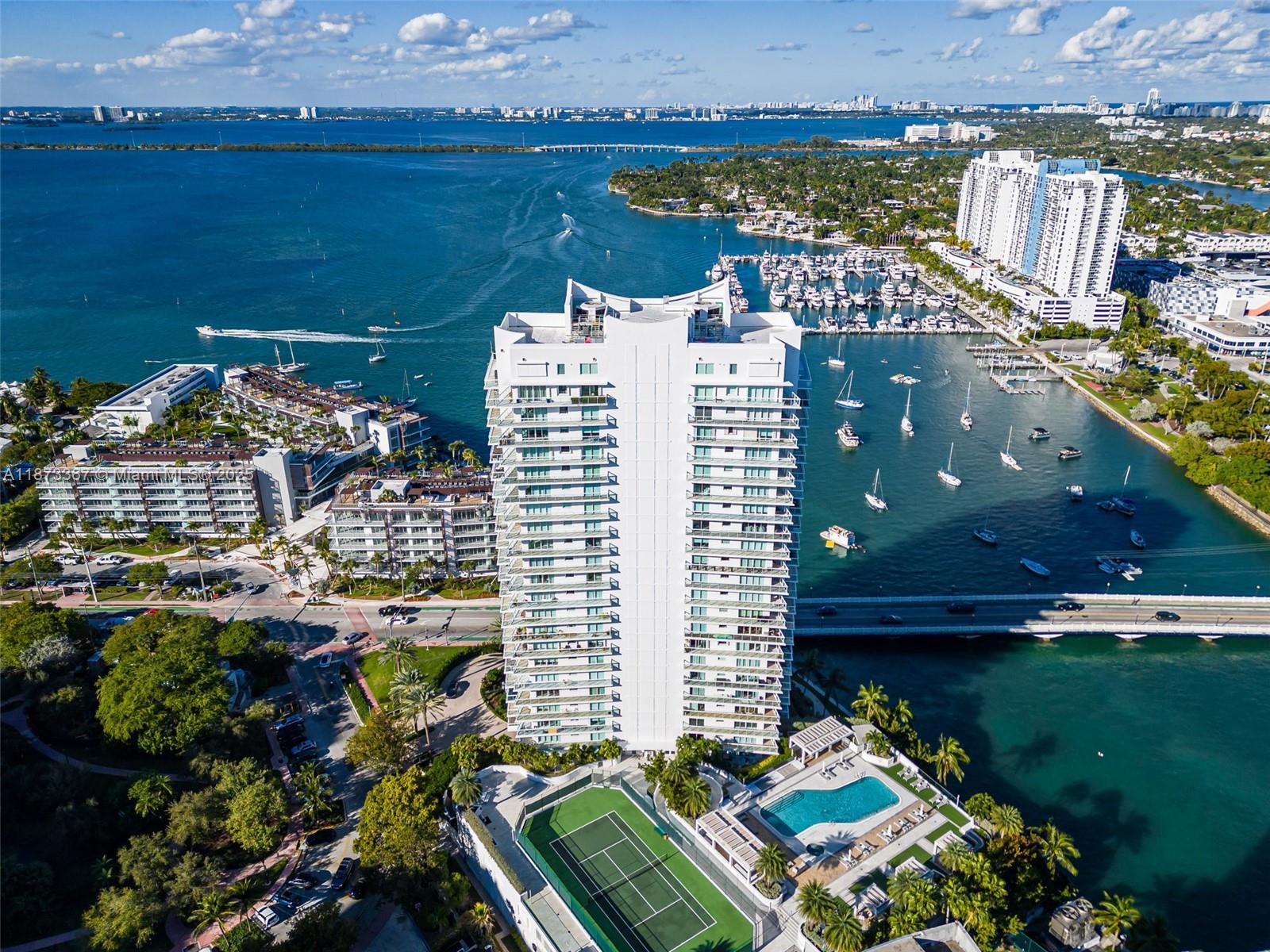 THE GRAND VENETIAN CONDO - Residential