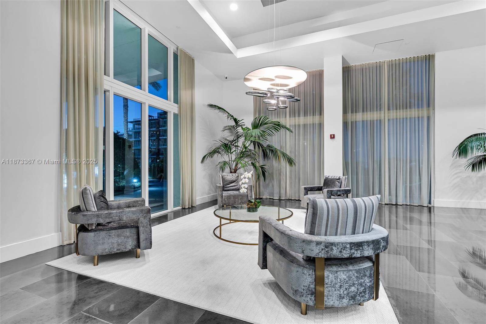 THE GRAND VENETIAN CONDO - Residential