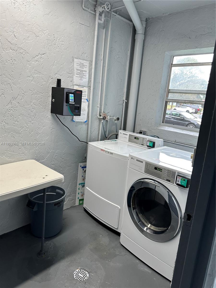 SANDS POINT CONDOMINIUM V - Residential