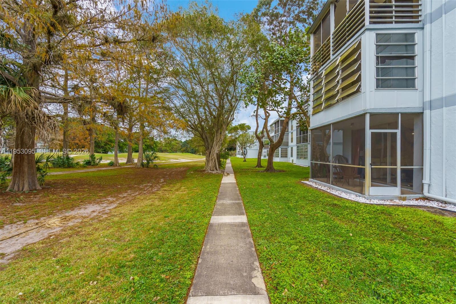 SANDS POINT CONDOMINIUM V - Residential