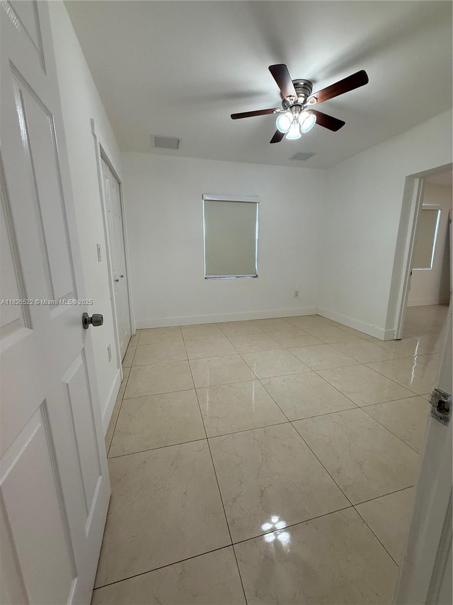TAMIAMI GARDENS - Residential Lease
