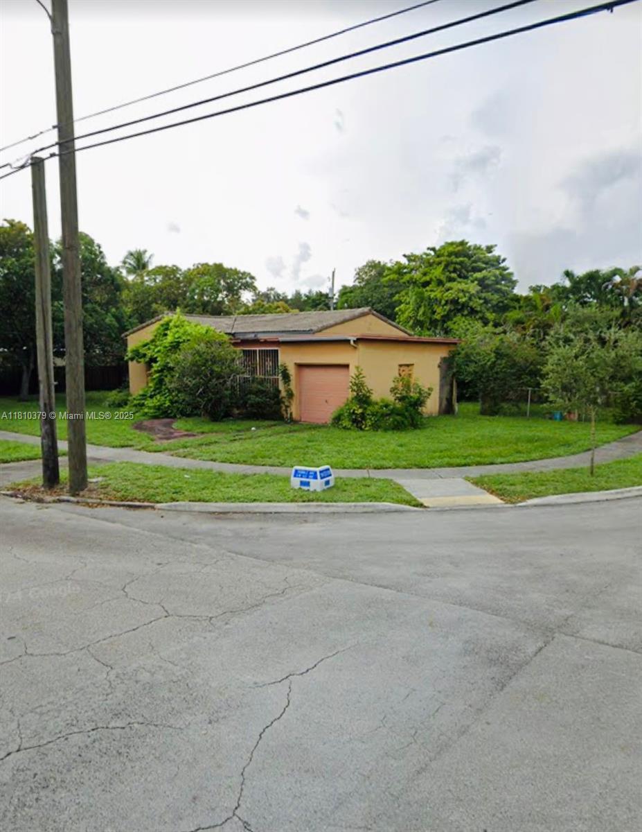 1060 SW 63rd Ave