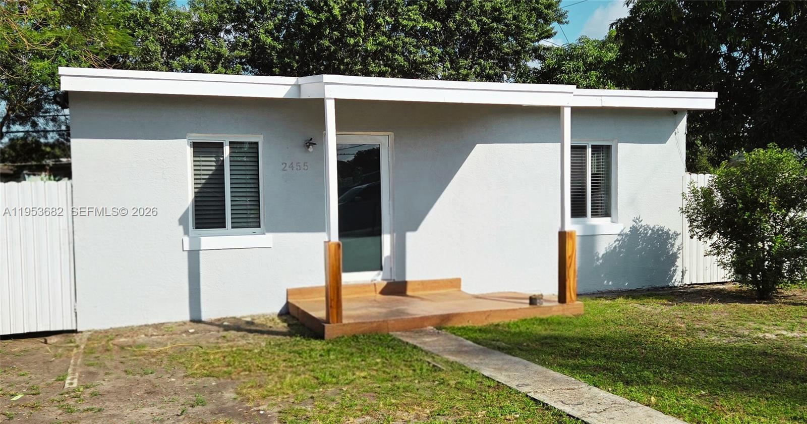 BUNCHE PARK - Residential