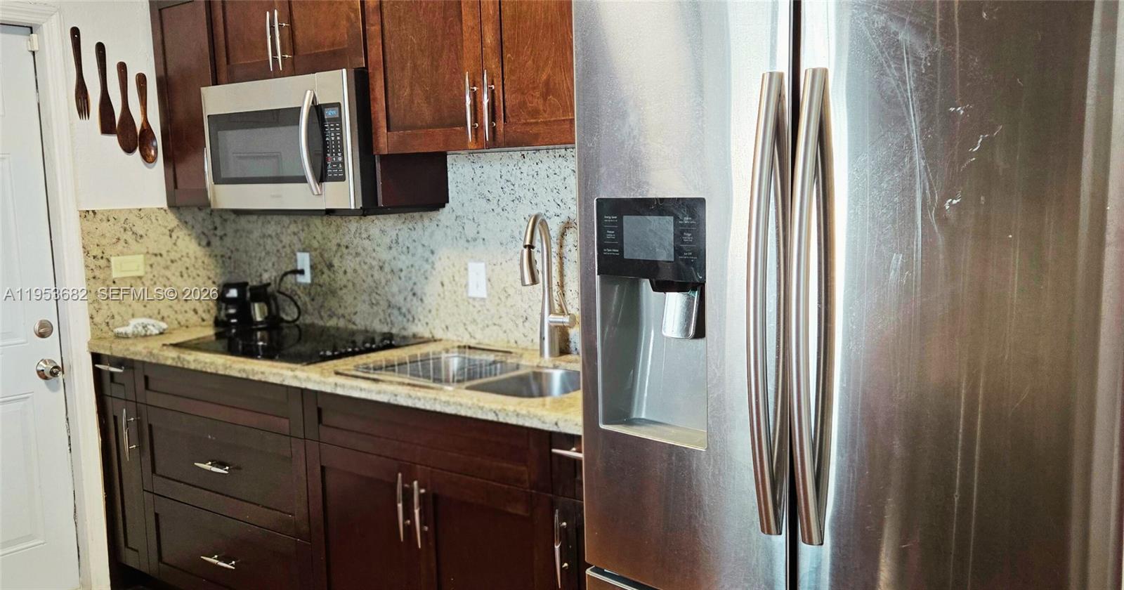 BUNCHE PARK - Residential