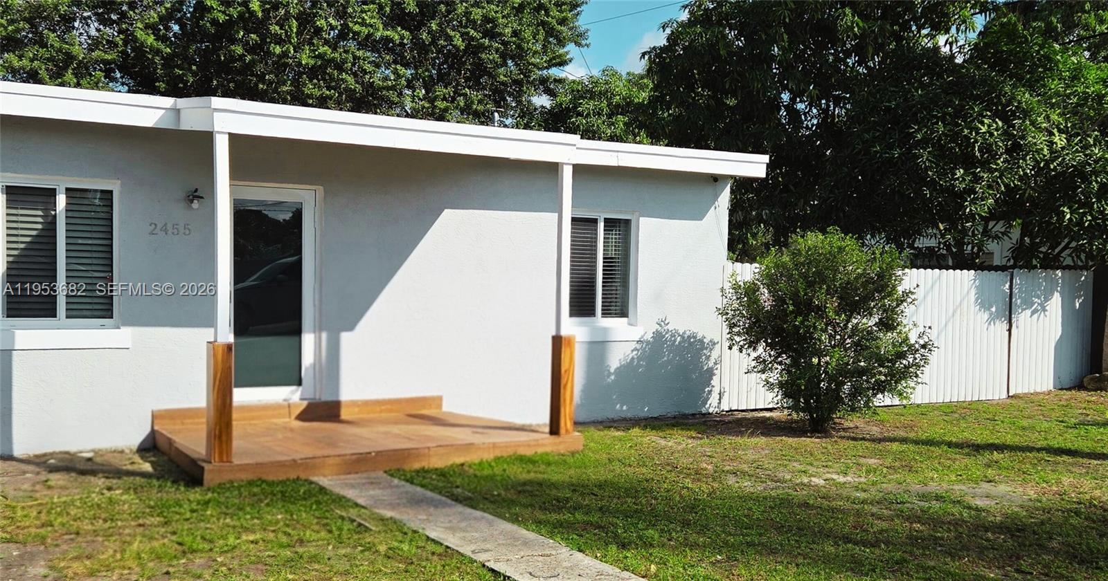 BUNCHE PARK - Residential