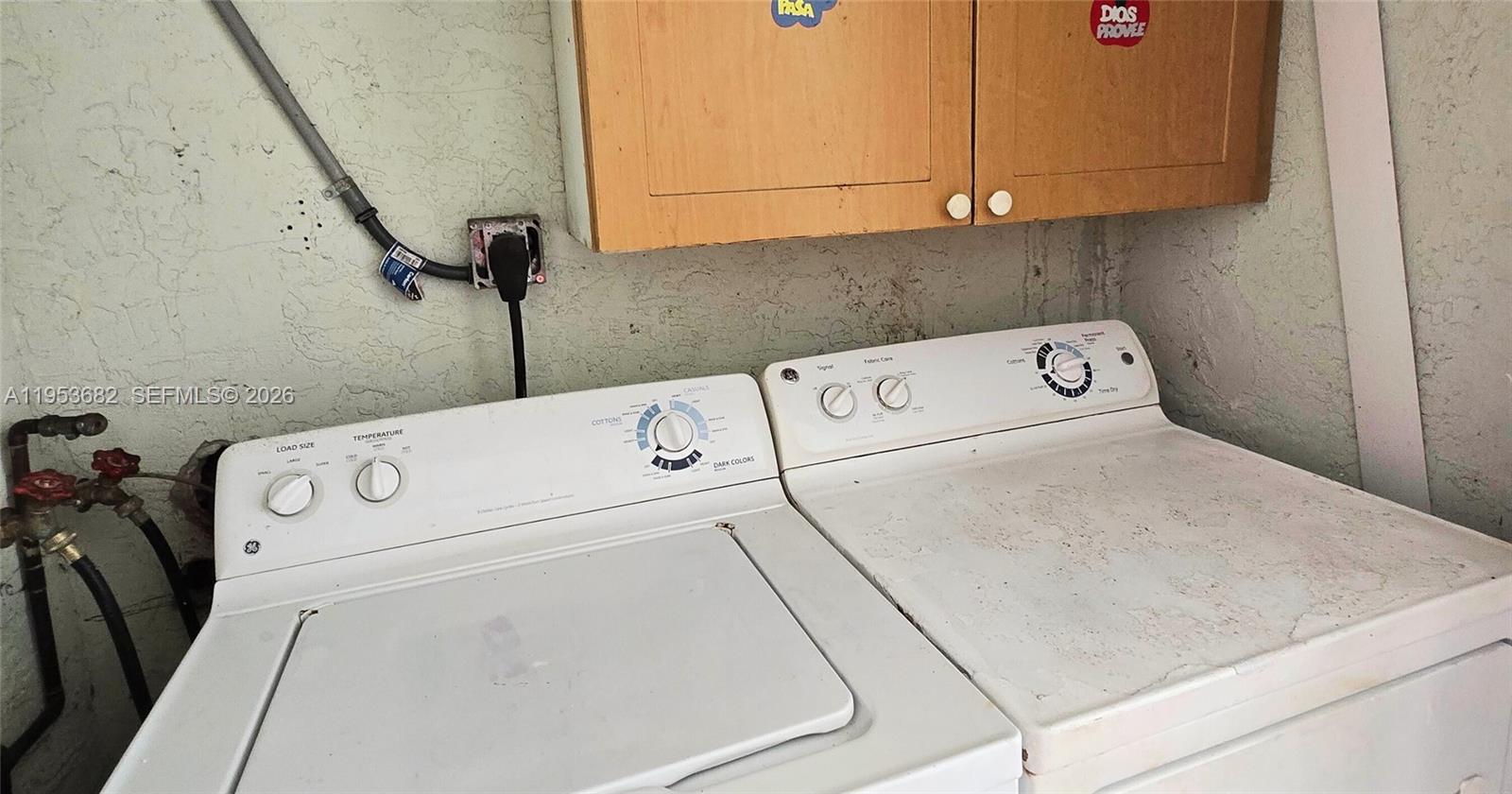 BUNCHE PARK - Residential