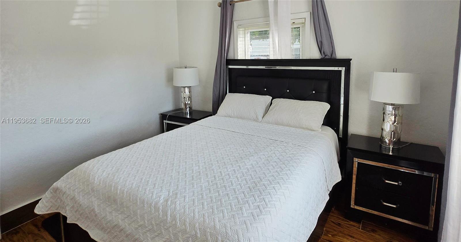 BUNCHE PARK - Residential