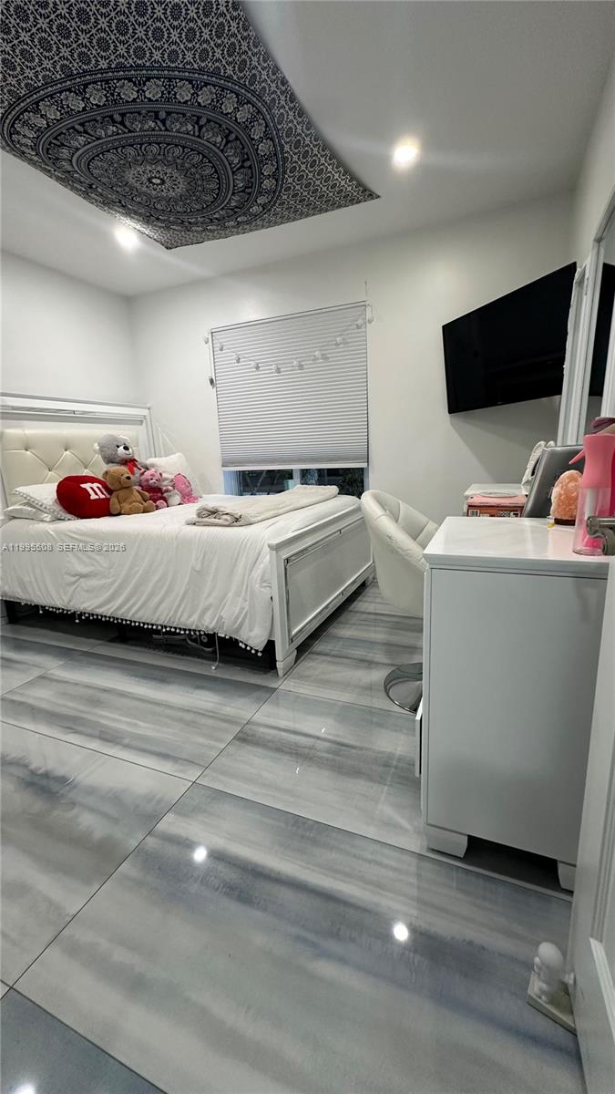 TRILOGY - Residential Lease